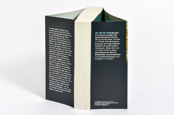 Produktbild: Schatten über dem Wald