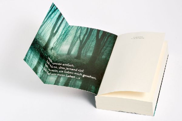 Produktbild: Dunkles Wasser