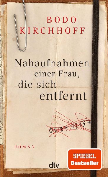 Produktbild: Nahaufnahmen einer Frau, die sich entfernt