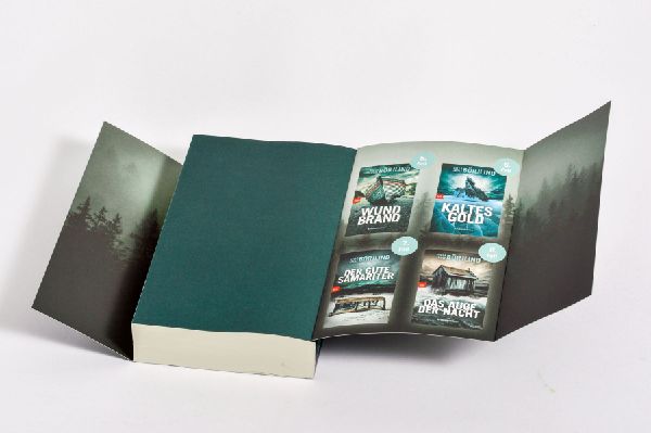 Produktbild: Schatten über dem Wald