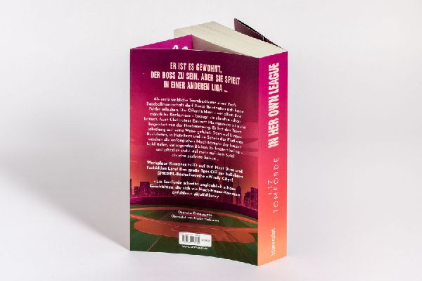 Produktbild: In Her Own League