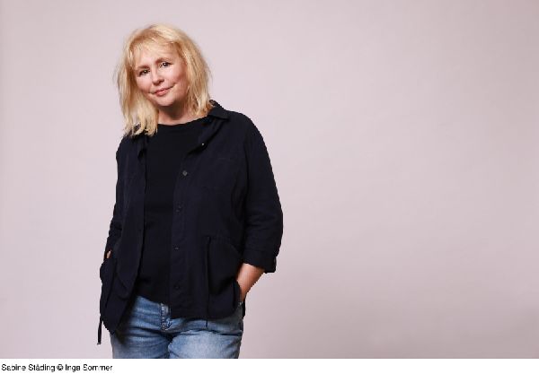 Produktbild: Petronella Apfelmus - Hexenschuss und Zaubernuss (Band 13)