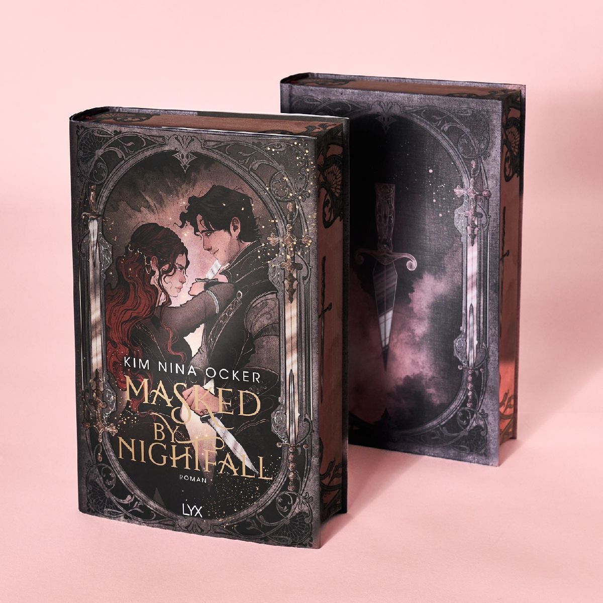 Produktbild: Masked by Nightfall