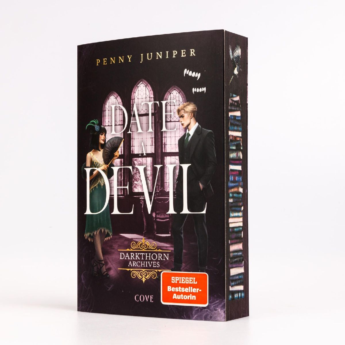 Produktbild: Date a Devil (Darkthorn Archives 3)