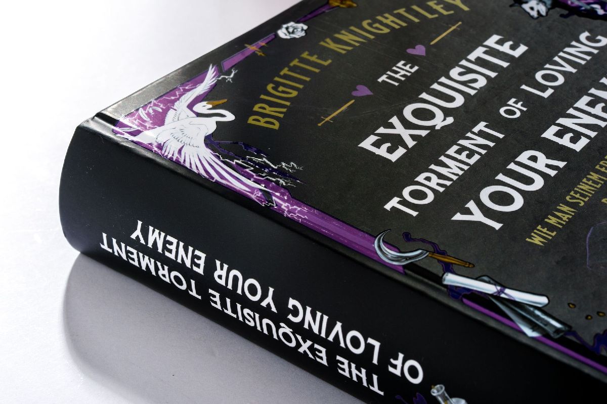 Produktbild: The Exquisite Torment of Loving Your Enemy - Wie man seinem Erzfeind (hoffentlich) das Leben rettet