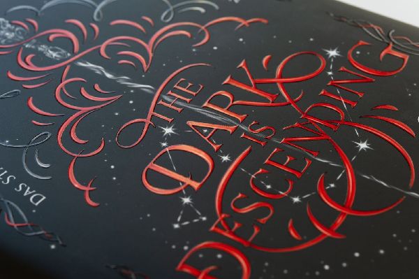 Produktbild: The Dark Is Descending