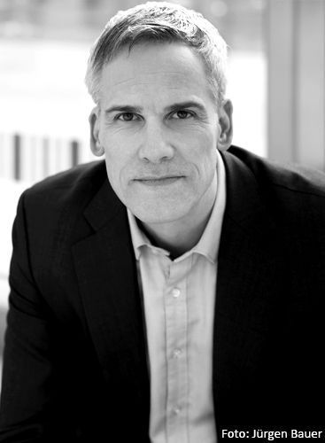 Produktbild: Schmales Gewässer, gefährliche Strömung